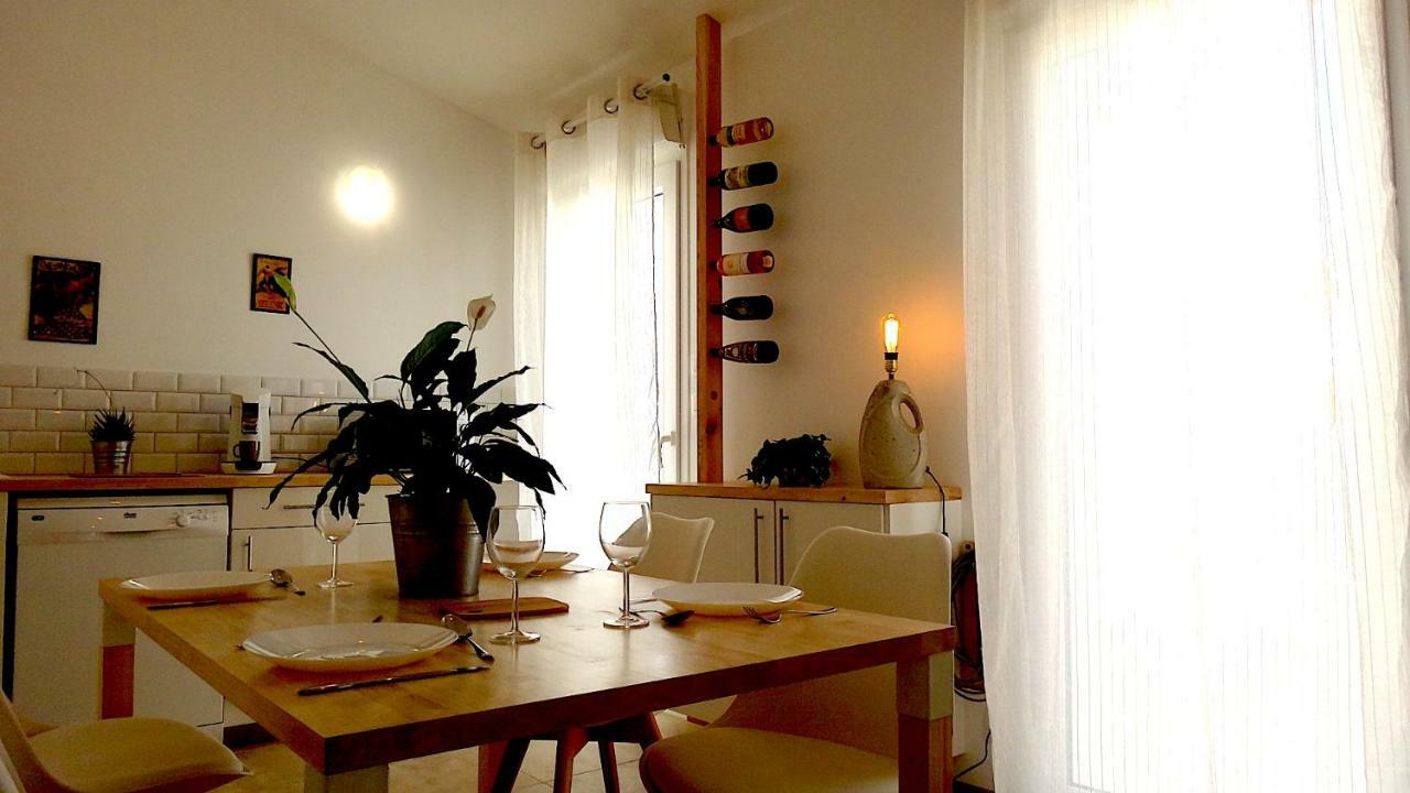 Gite Blanco Y Madera Narbonne Eksteriør billede