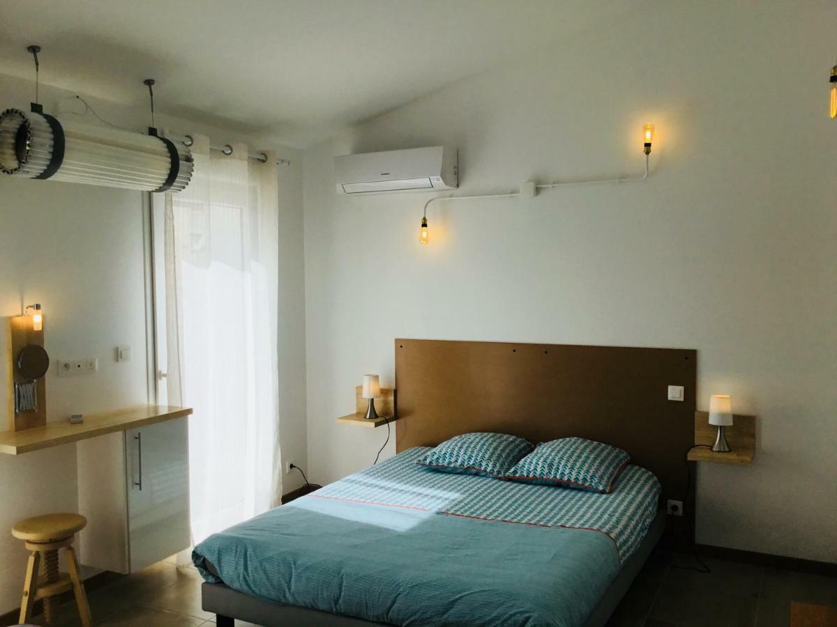 Gite Blanco Y Madera Narbonne Eksteriør billede