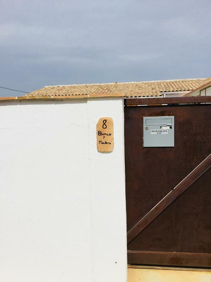 Gite Blanco Y Madera Narbonne Eksteriør billede