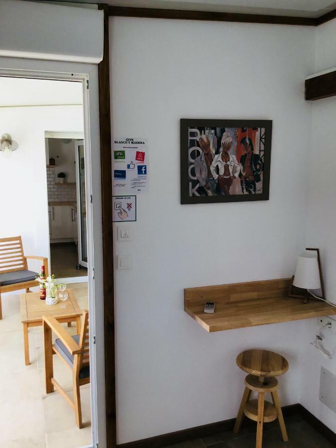 Gite Blanco Y Madera Narbonne Eksteriør billede